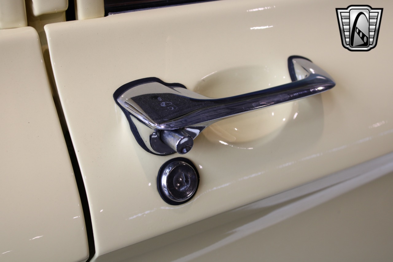 1961 Chevrolet Lakewood 81