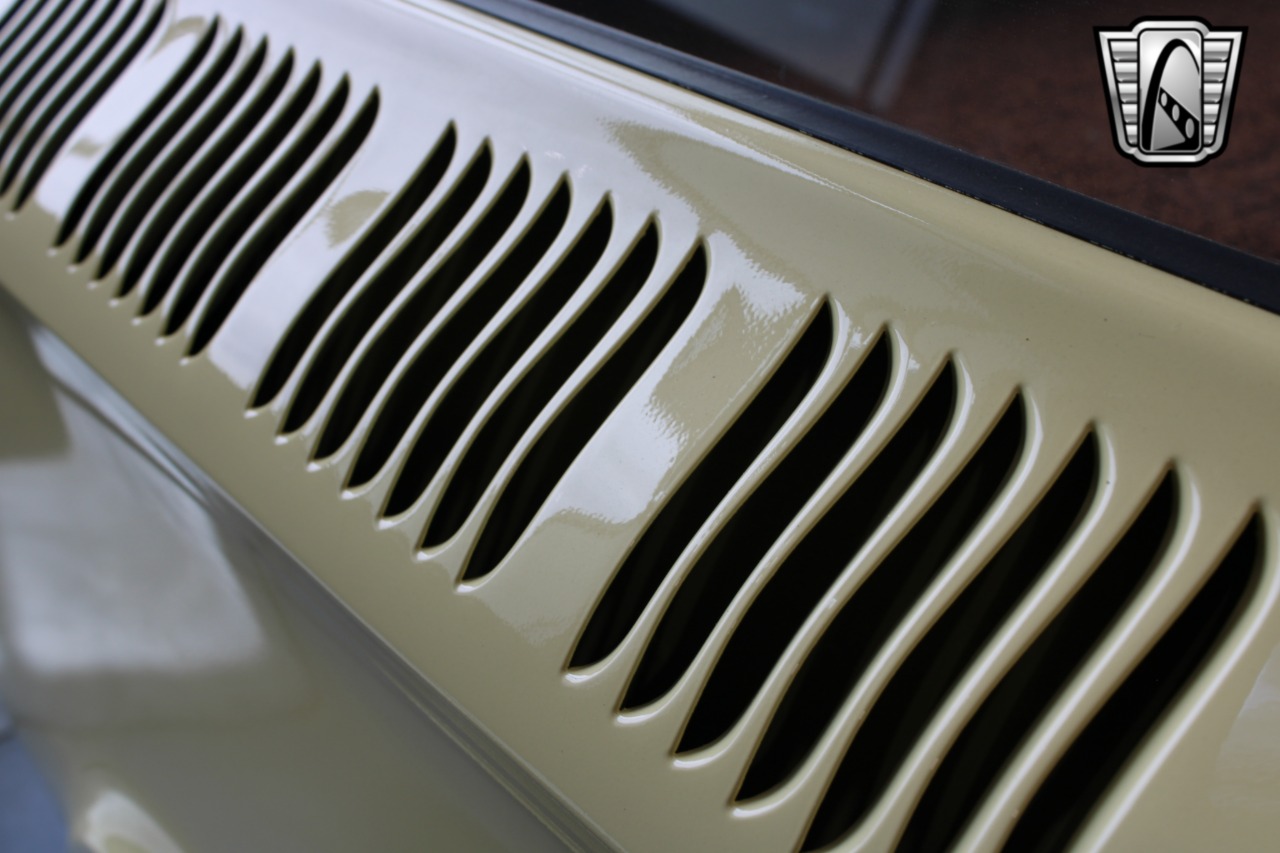 1961 Chevrolet Lakewood 83