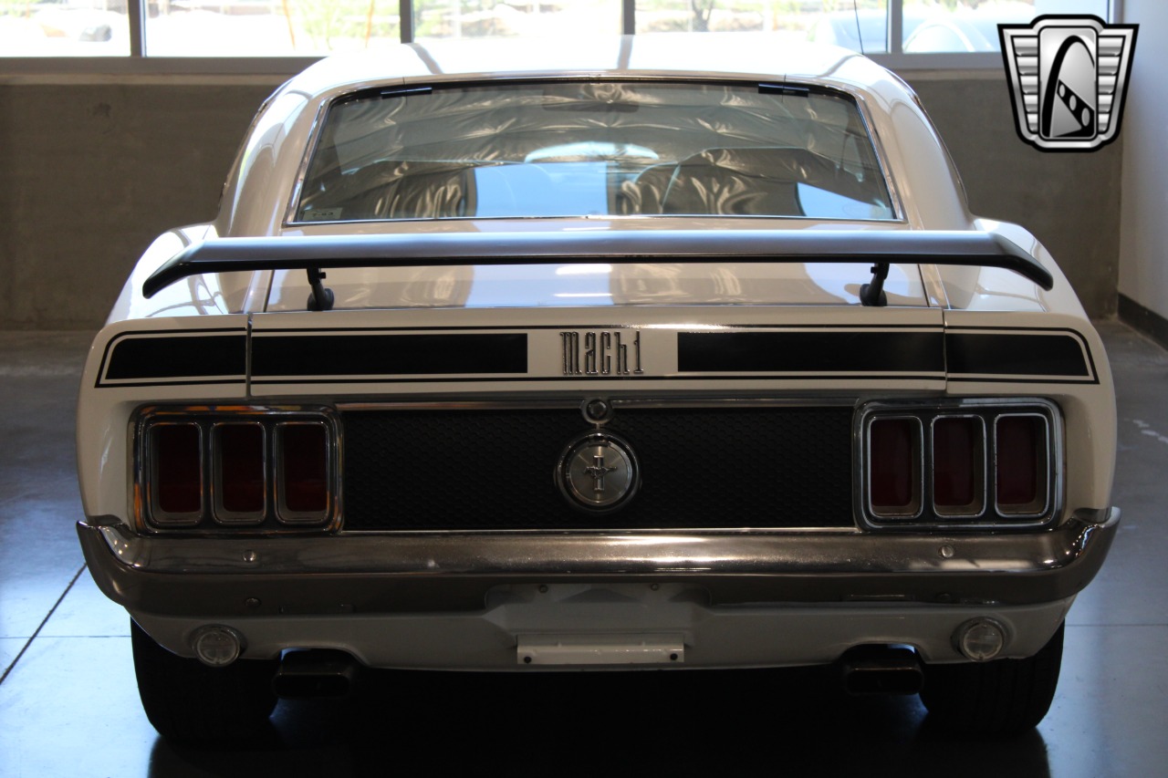 1970 Ford Mustang 13