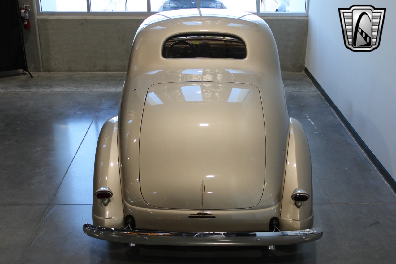 1938 Nash LaFayette 6