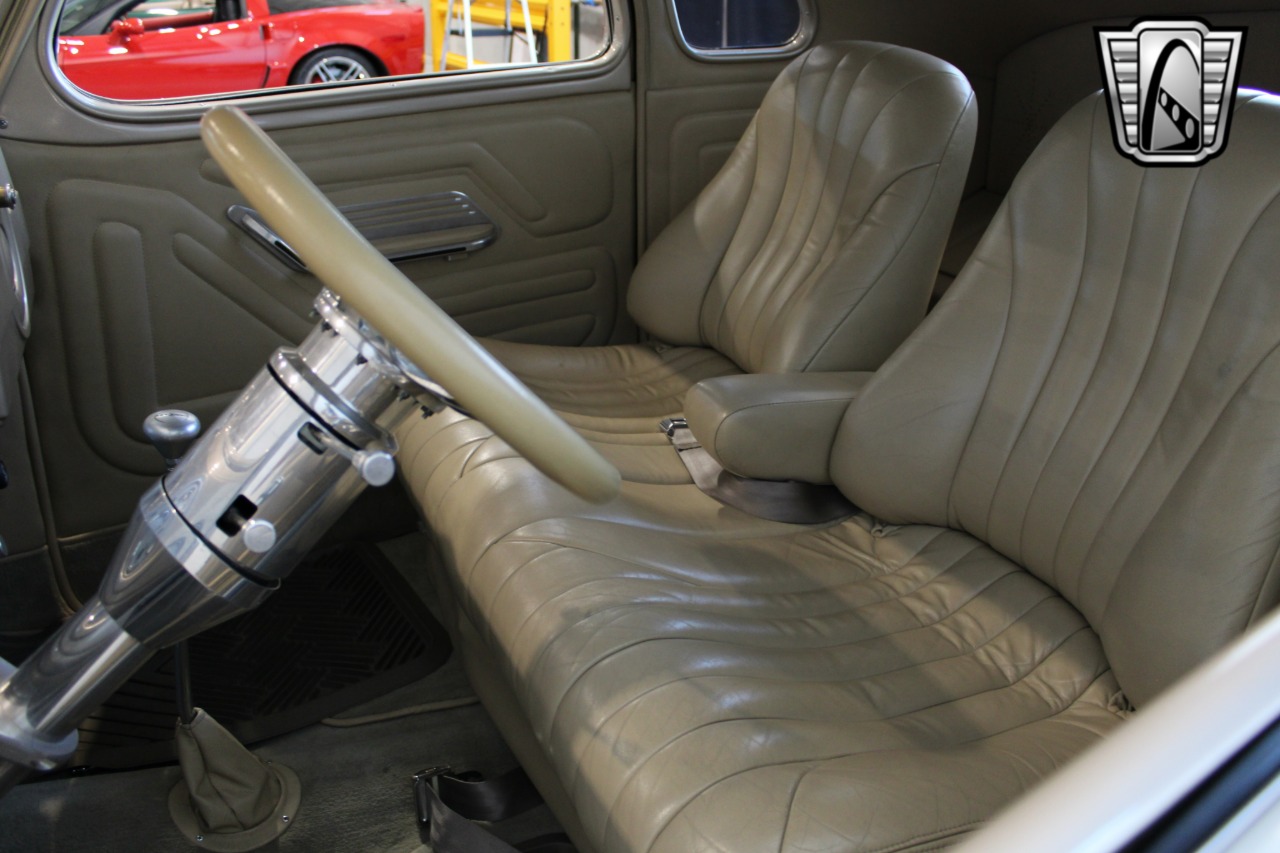 1938 Nash LaFayette 27