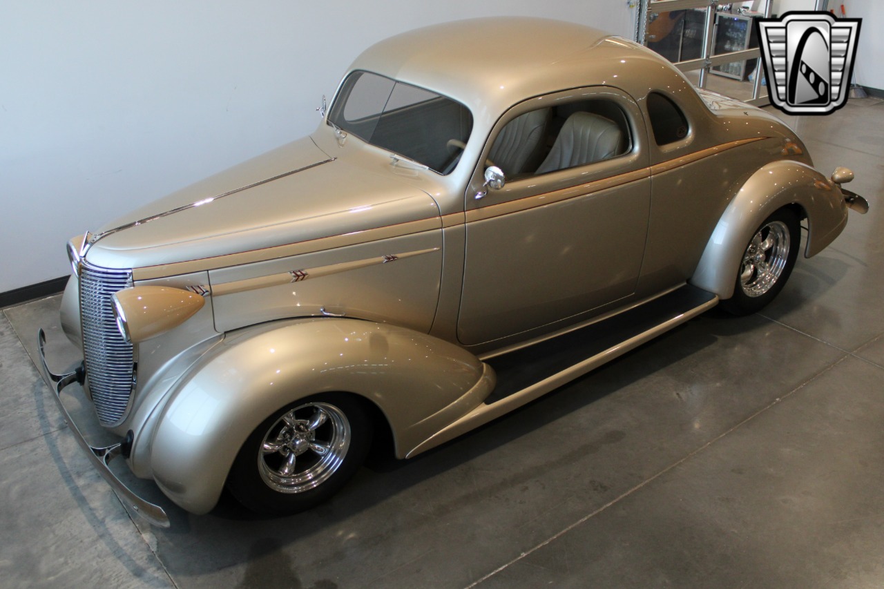 1938 Nash LaFayette 9