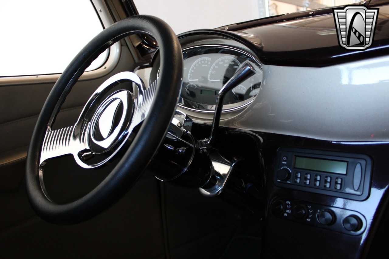 1937 Studebaker J5 Coupe Express 64