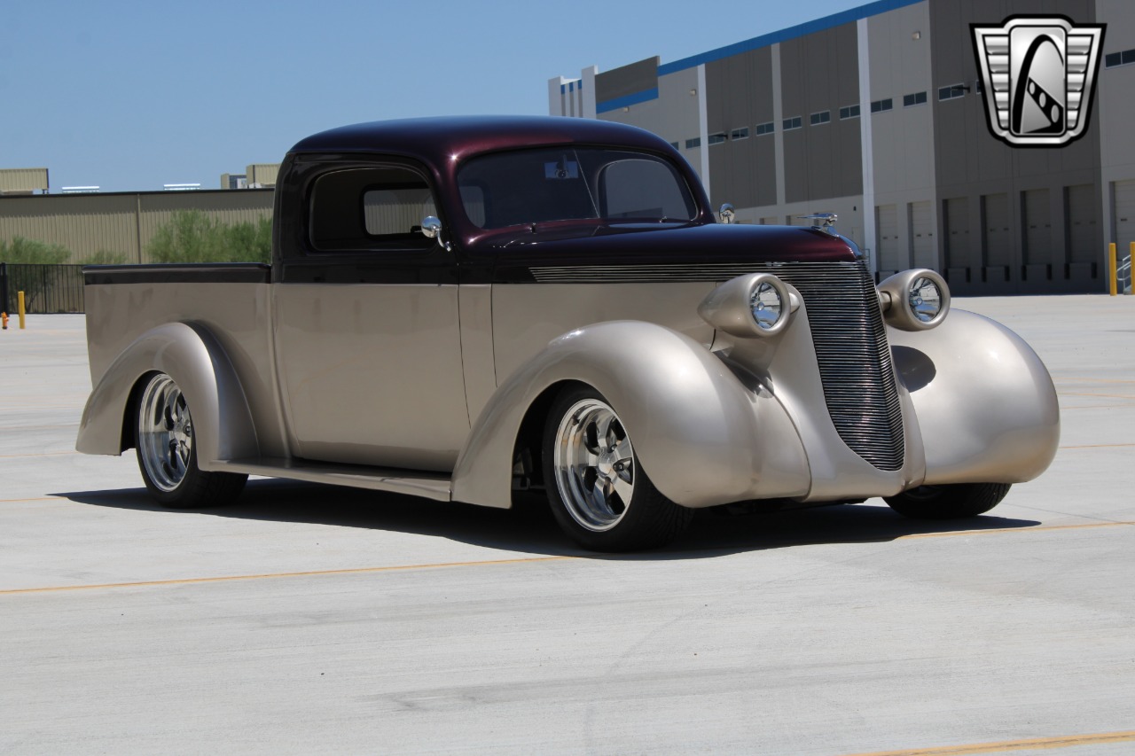 1937 Studebaker J5 Coupe Express 3