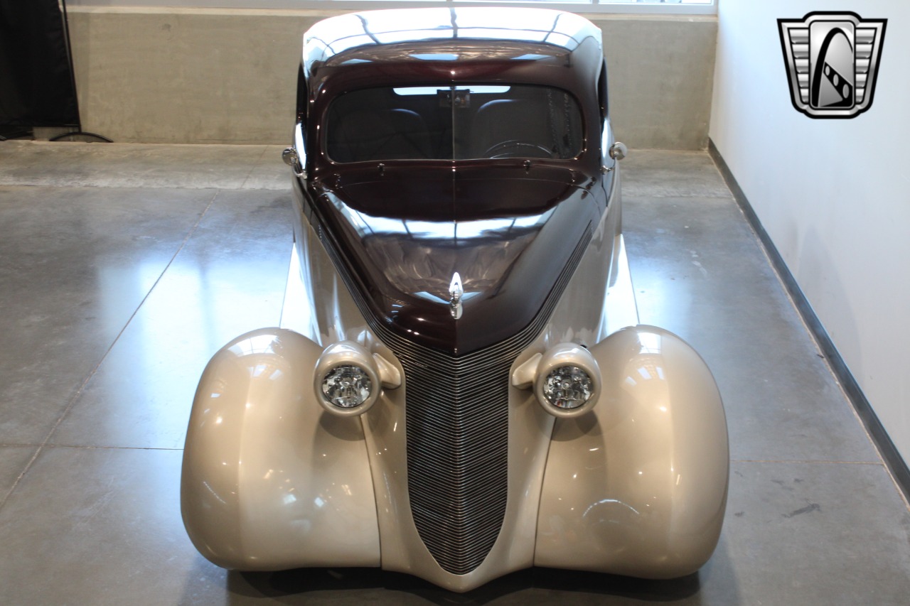 1937 Studebaker J5 Coupe Express 5