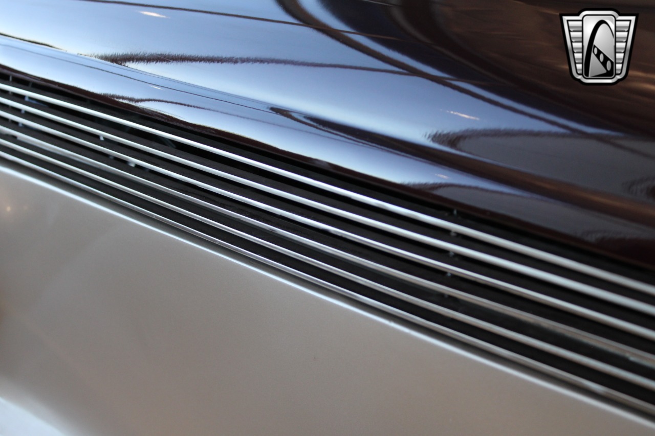 1937 Studebaker J5 Coupe Express 86