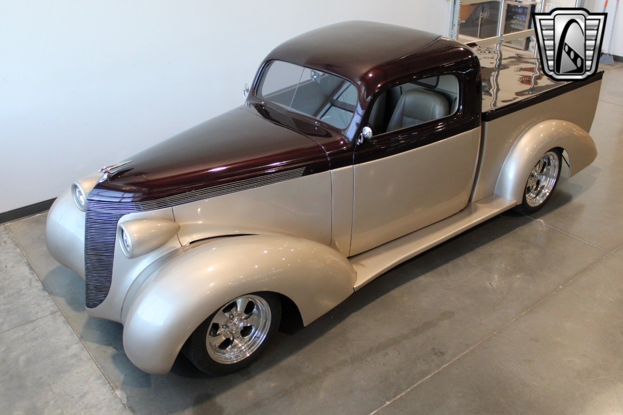 1937 Studebaker J5 Coupe Express 21