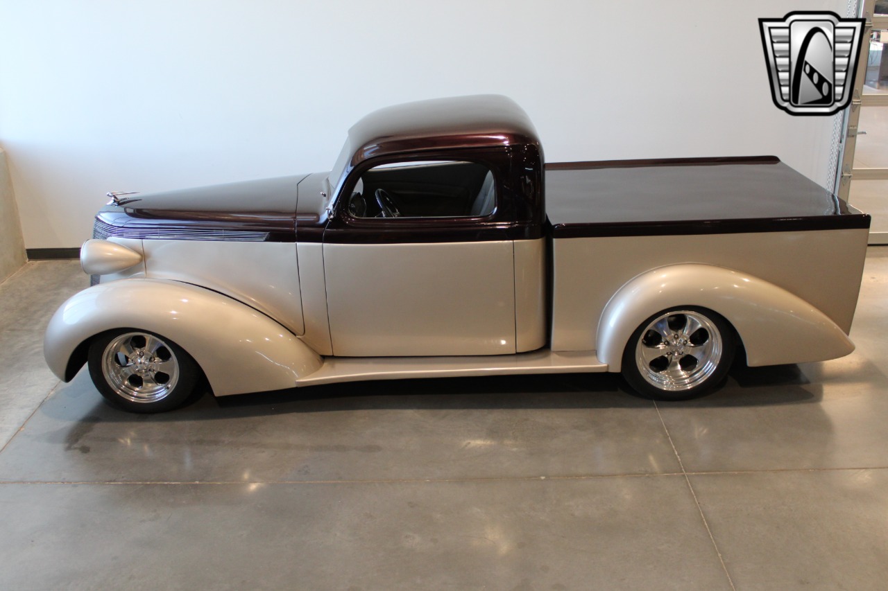 1937 Studebaker J5 Coupe Express 22