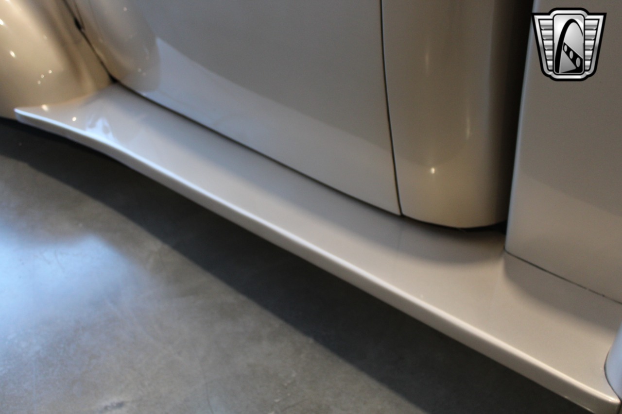 1937 Studebaker J5 Coupe Express 88