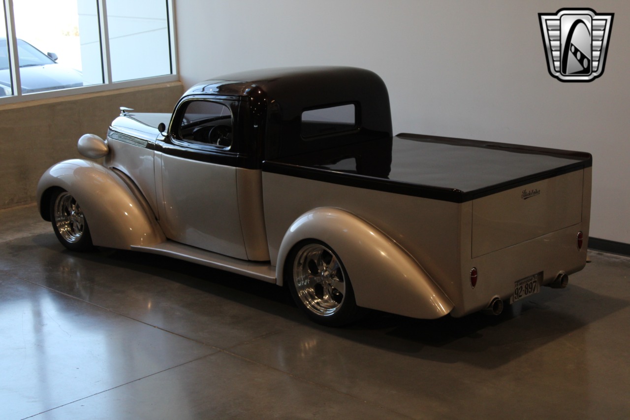 1937 Studebaker J5 Coupe Express 68