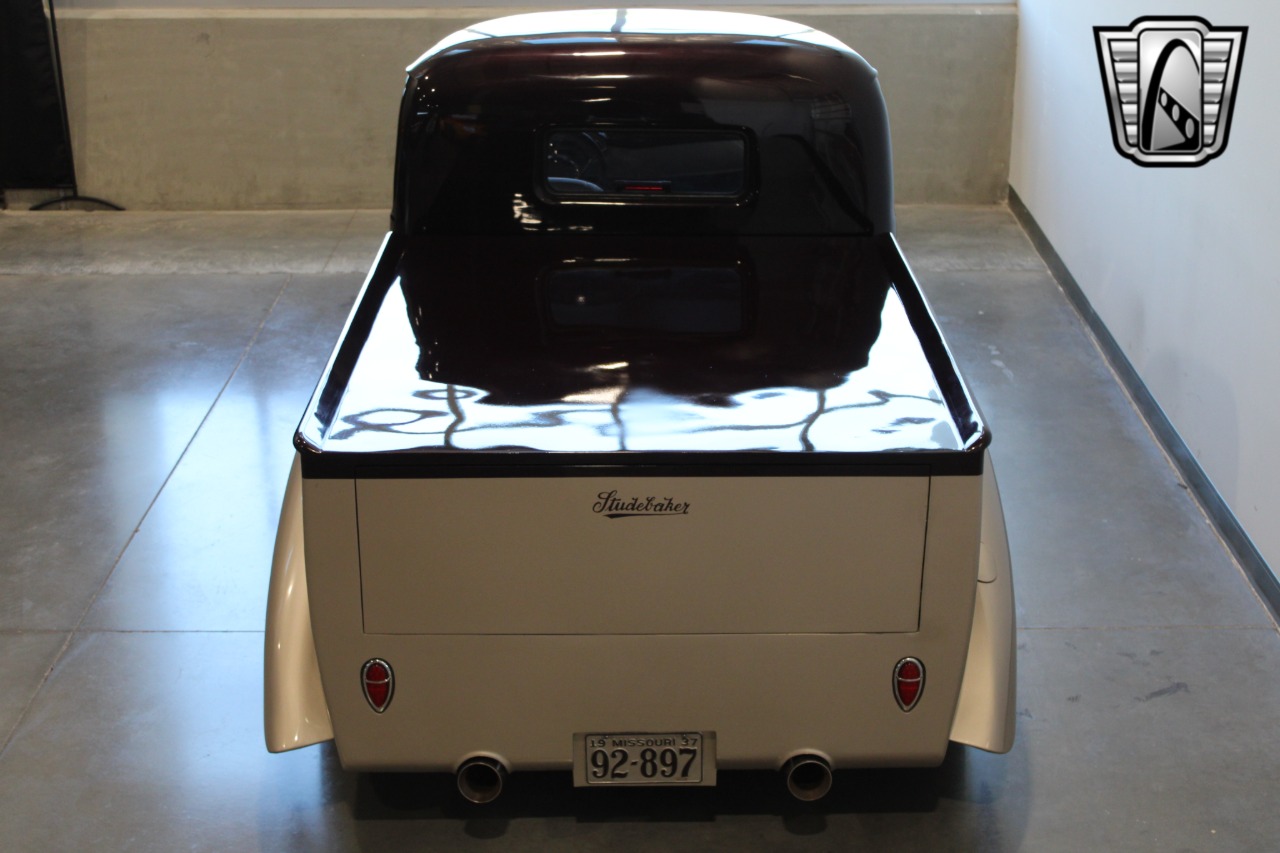 1937 Studebaker J5 Coupe Express 69