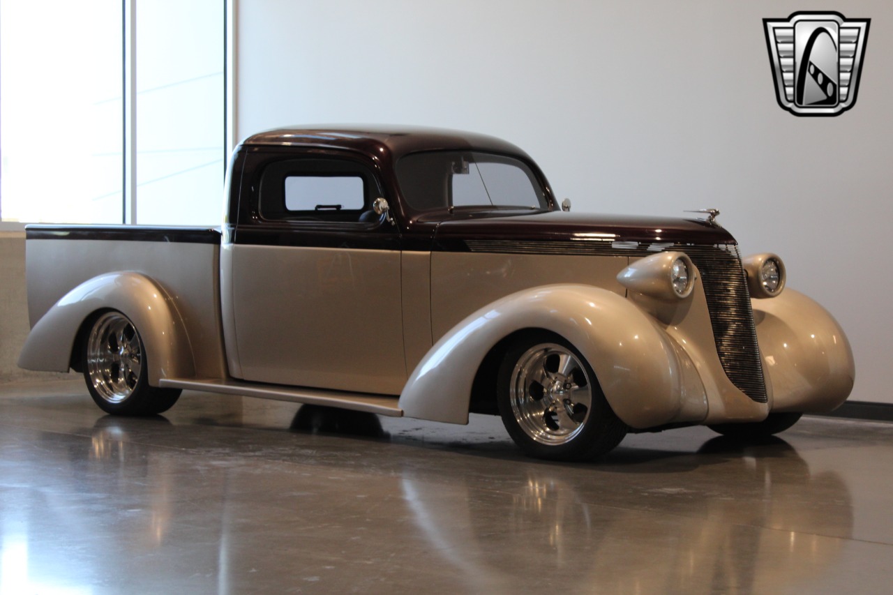 1937 Studebaker J5 Coupe Express 13
