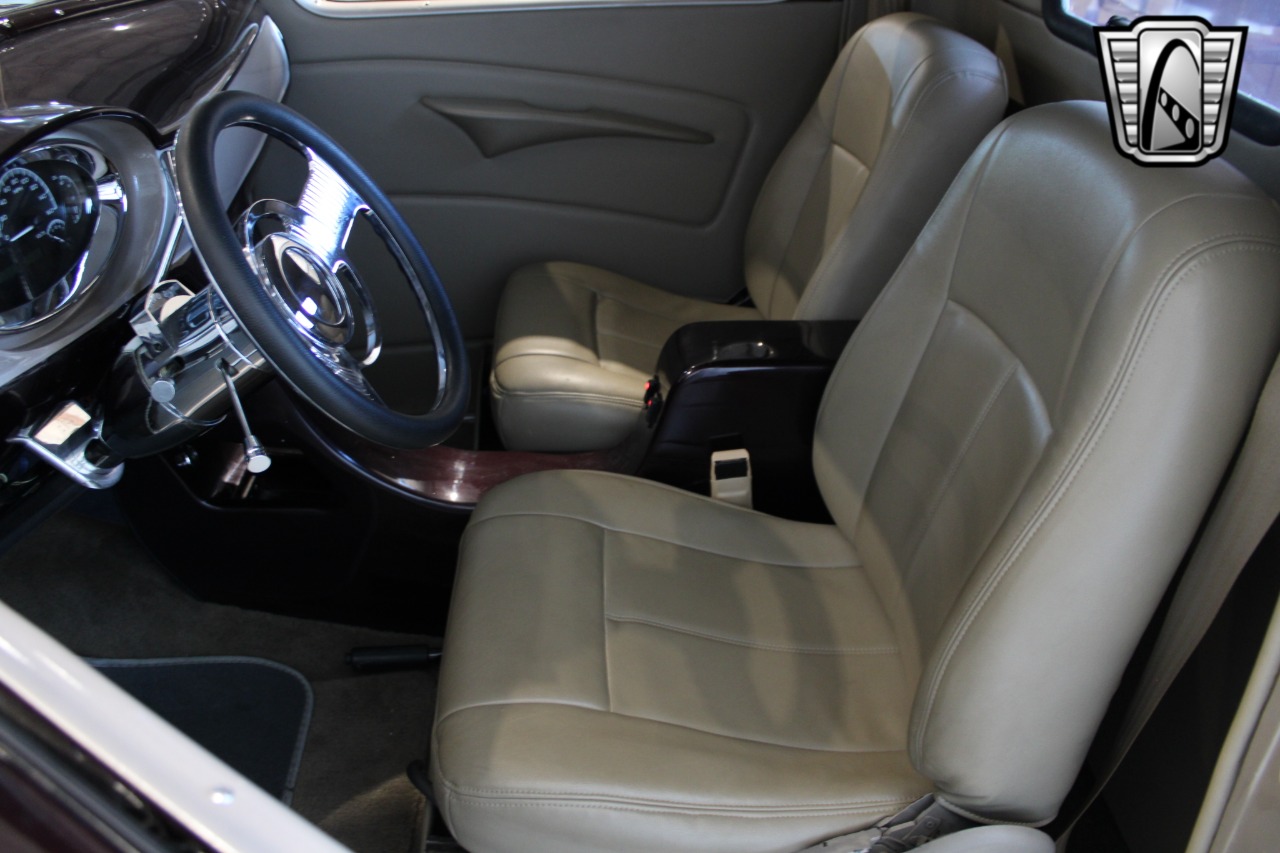 1937 Studebaker J5 Coupe Express 17