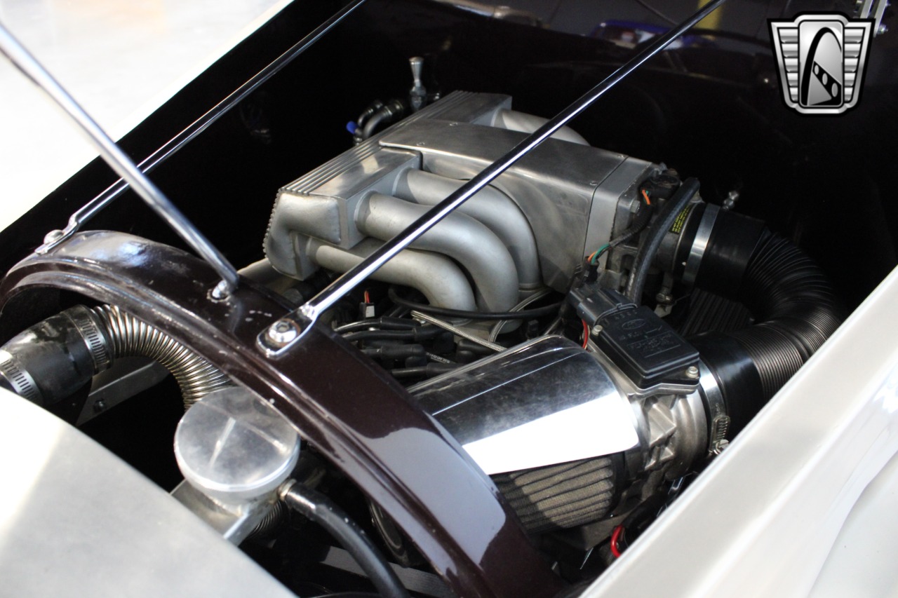 1937 Studebaker J5 Coupe Express 97