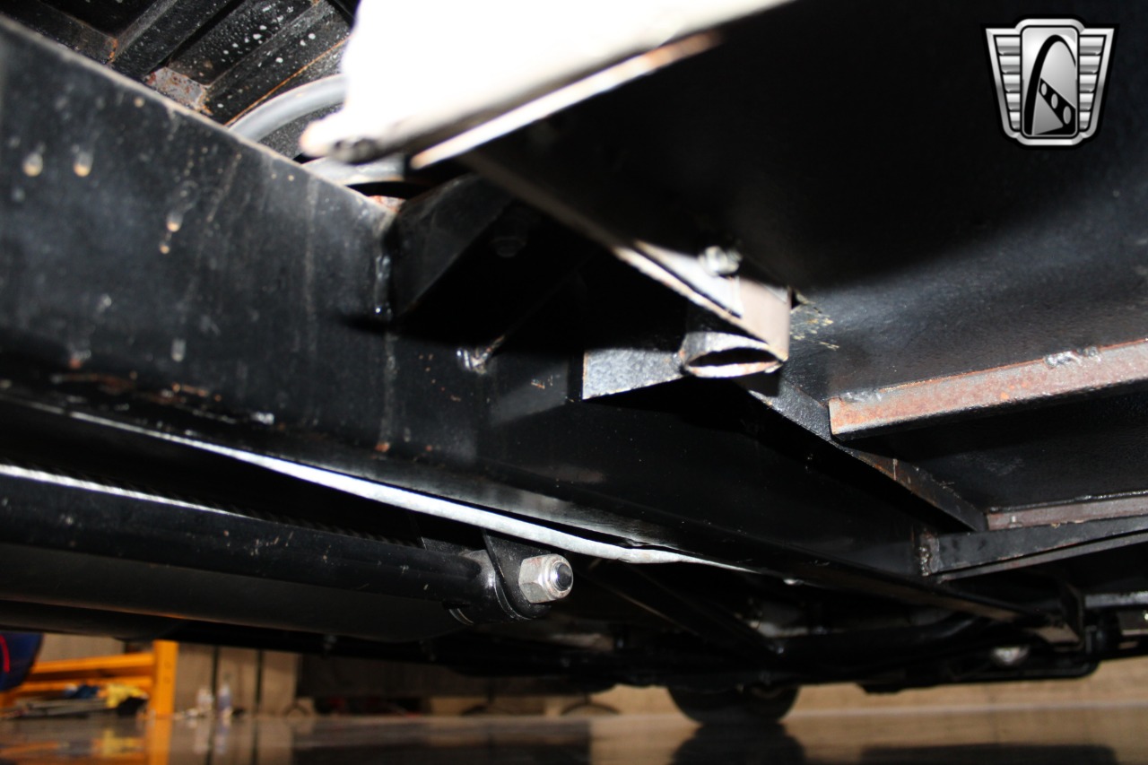 1937 Studebaker J5 Coupe Express 99