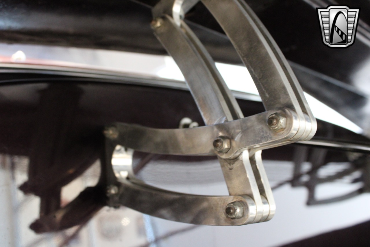 1937 Studebaker J5 Coupe Express 29