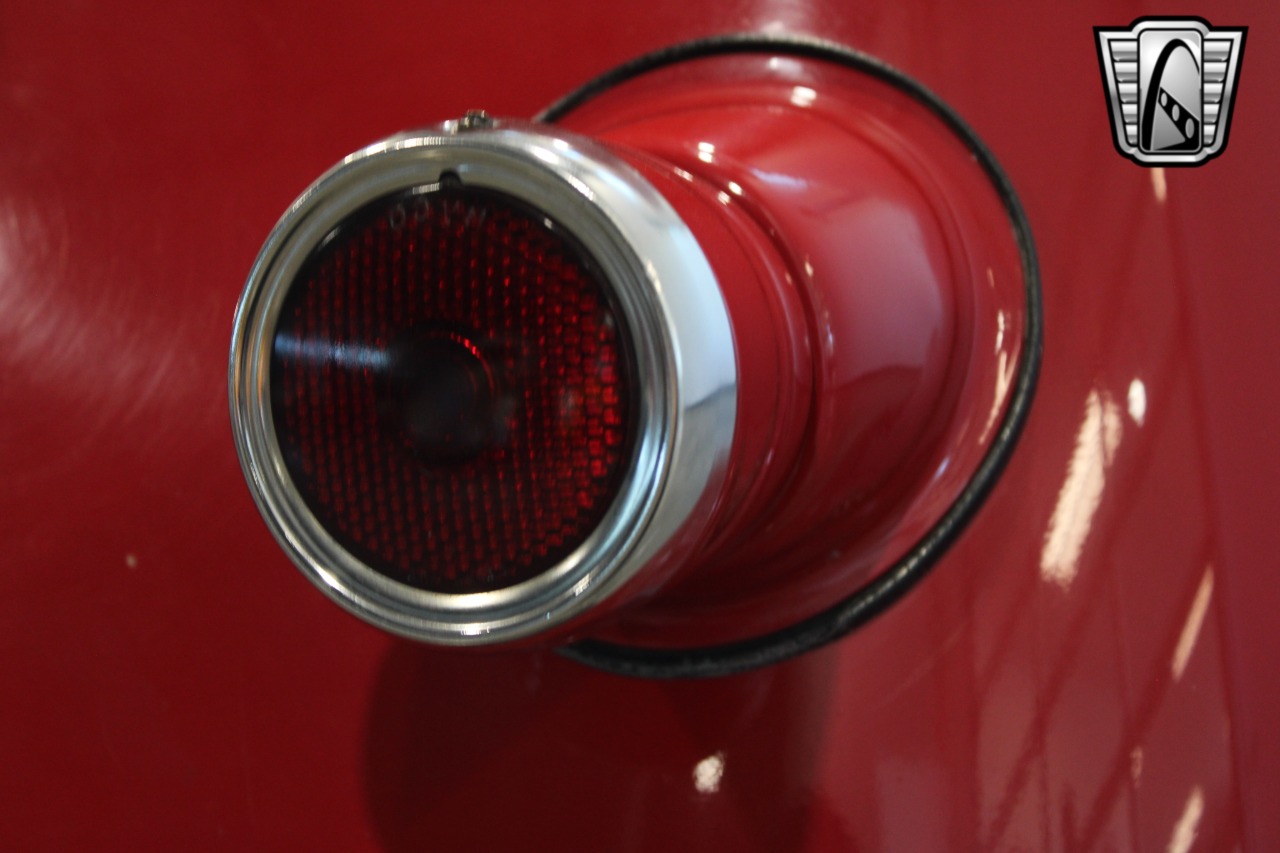 1950 Willys Jeepster 70