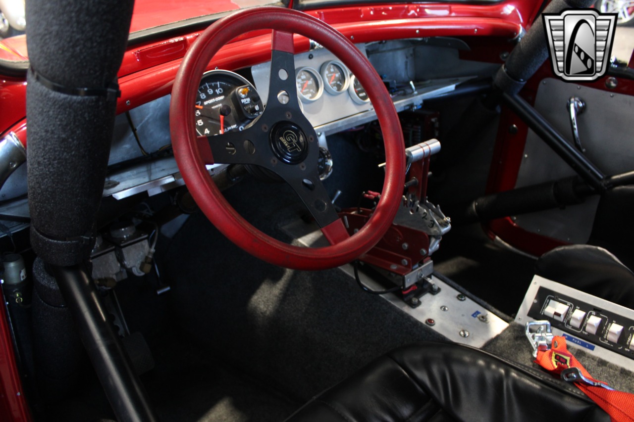 1950 Willys Jeepster 29