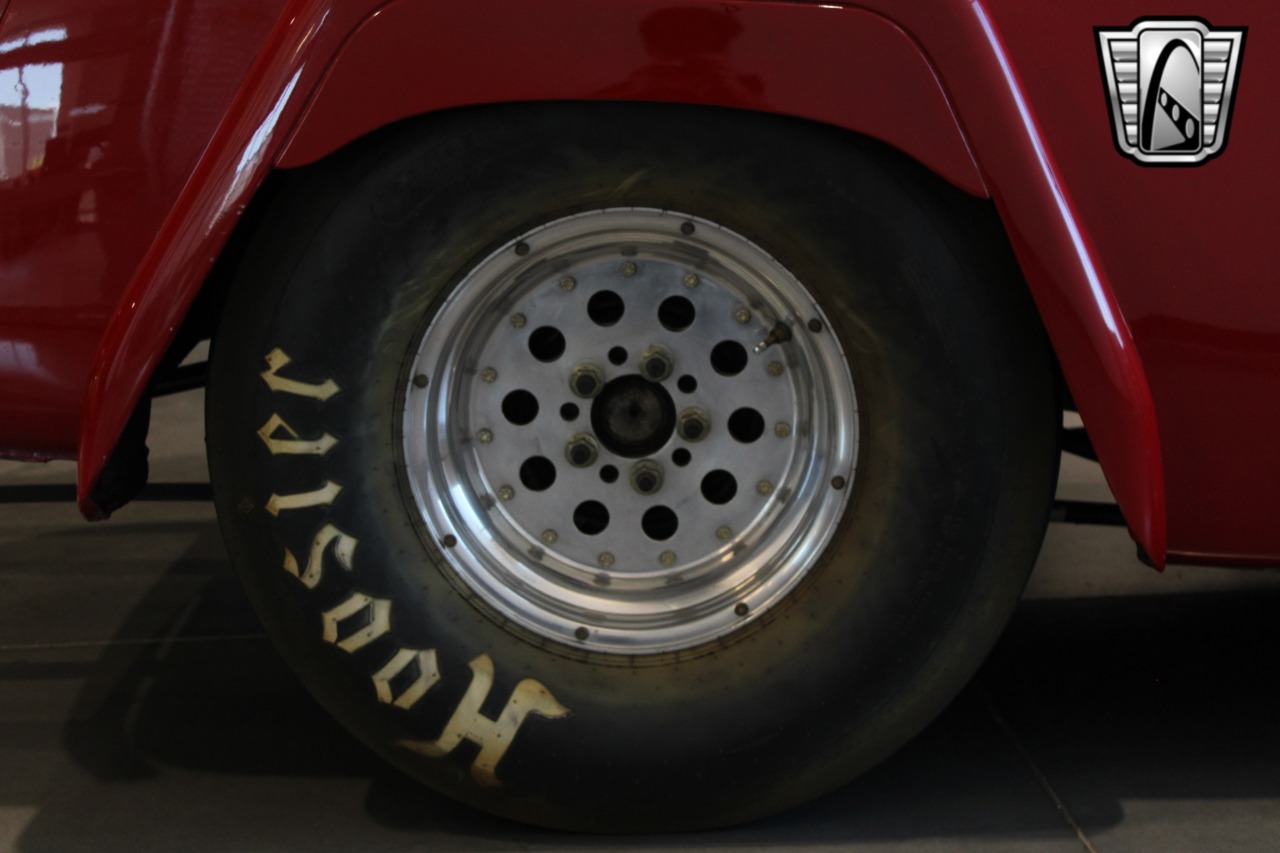 1950 Willys Jeepster 73