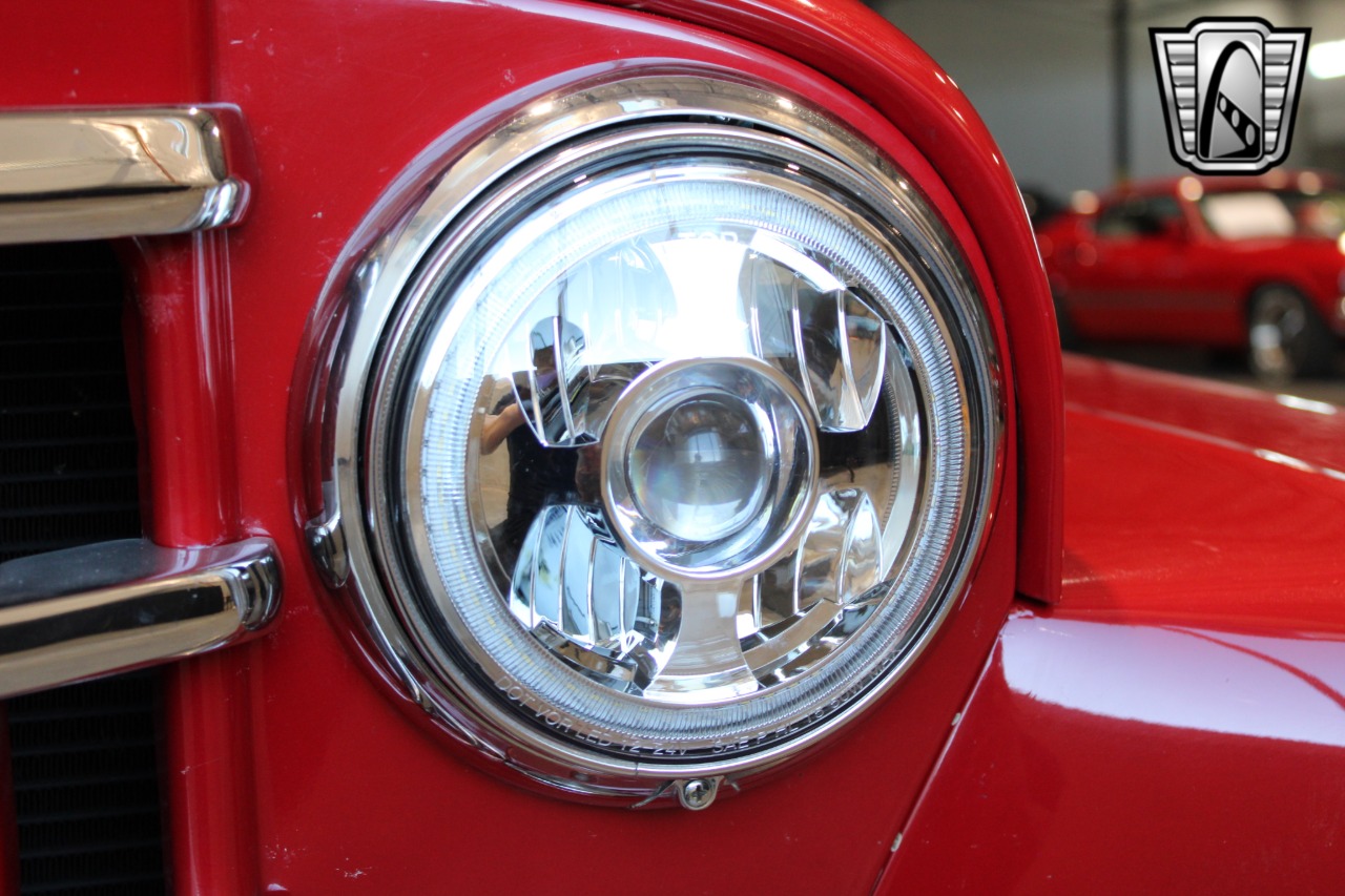 1950 Willys Jeepster 52