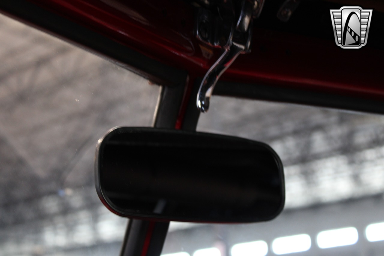 1950 Willys Jeepster 97