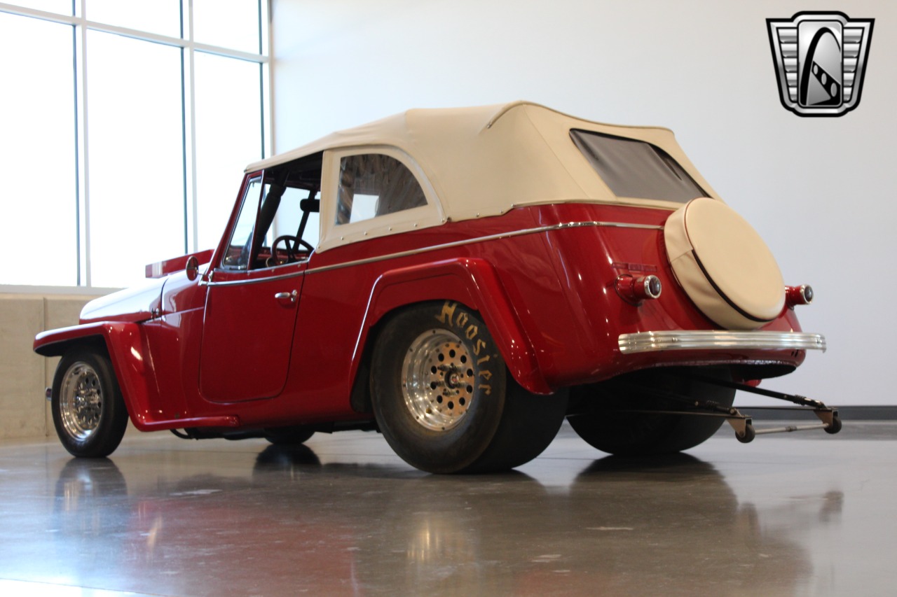1950 Willys Jeepster 35