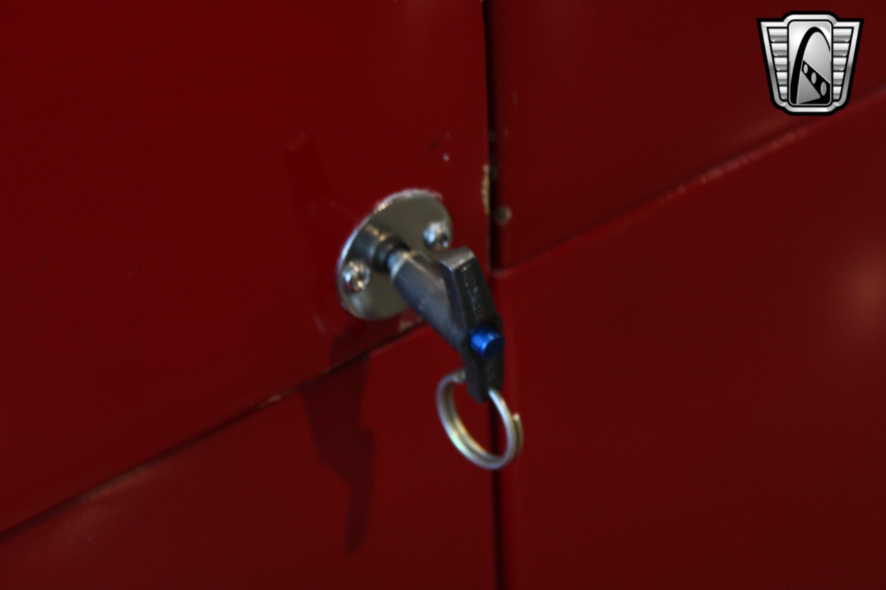 1950 Willys Jeepster 57