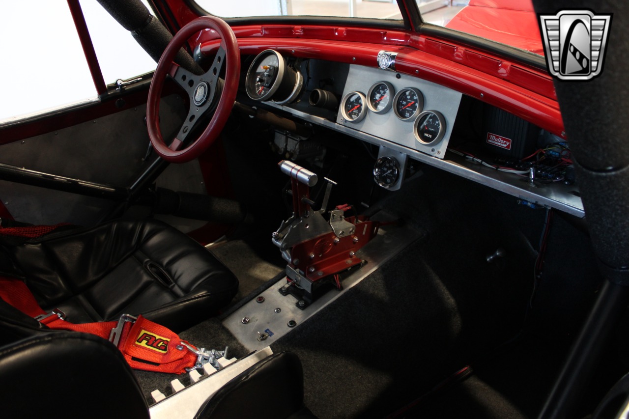 1950 Willys Jeepster 31