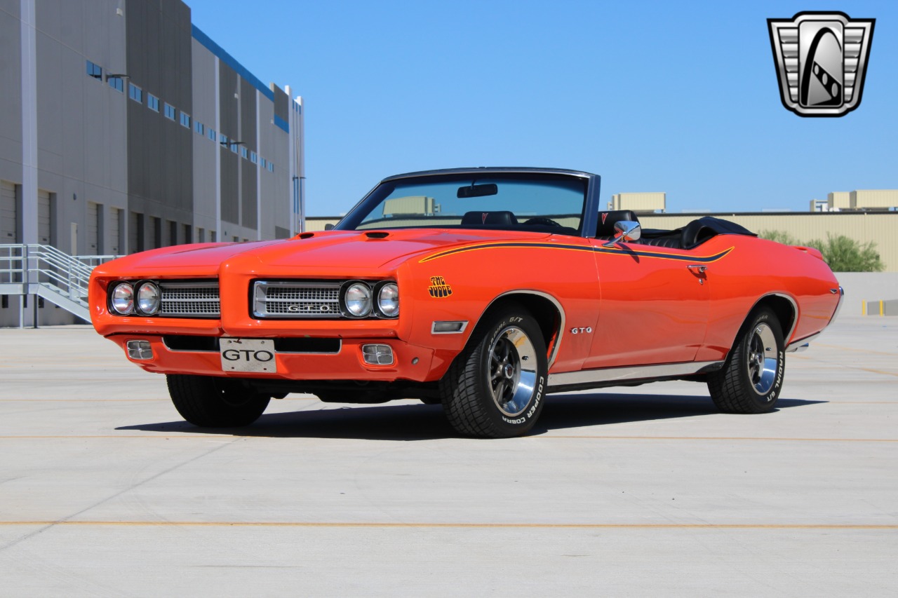 1969 Pontiac GTO 2