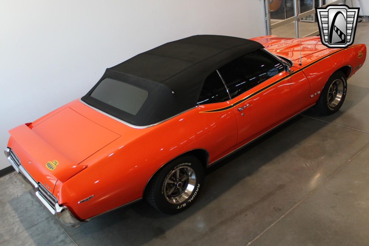1969 Pontiac GTO 9