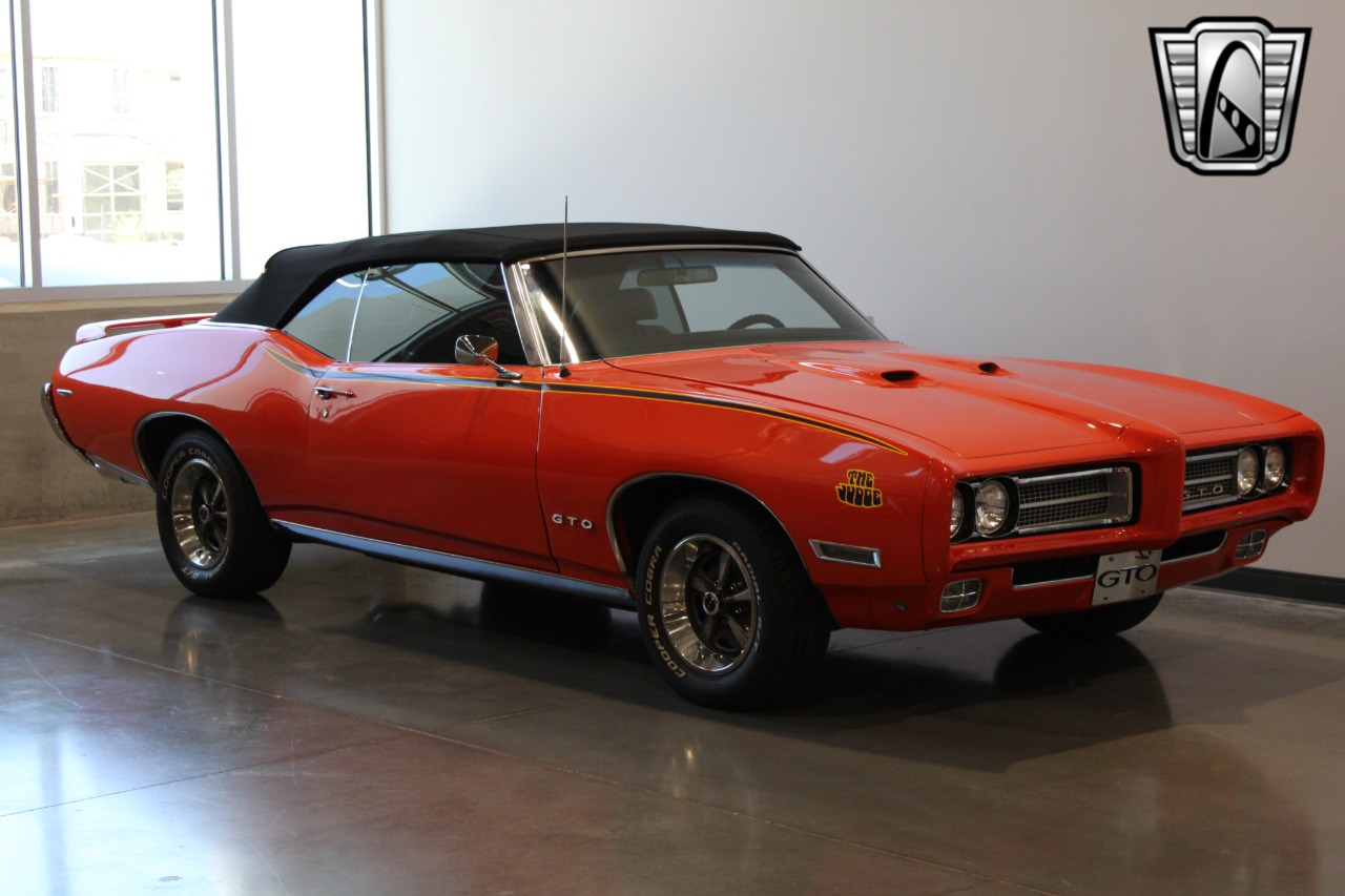 1969 Pontiac GTO 30