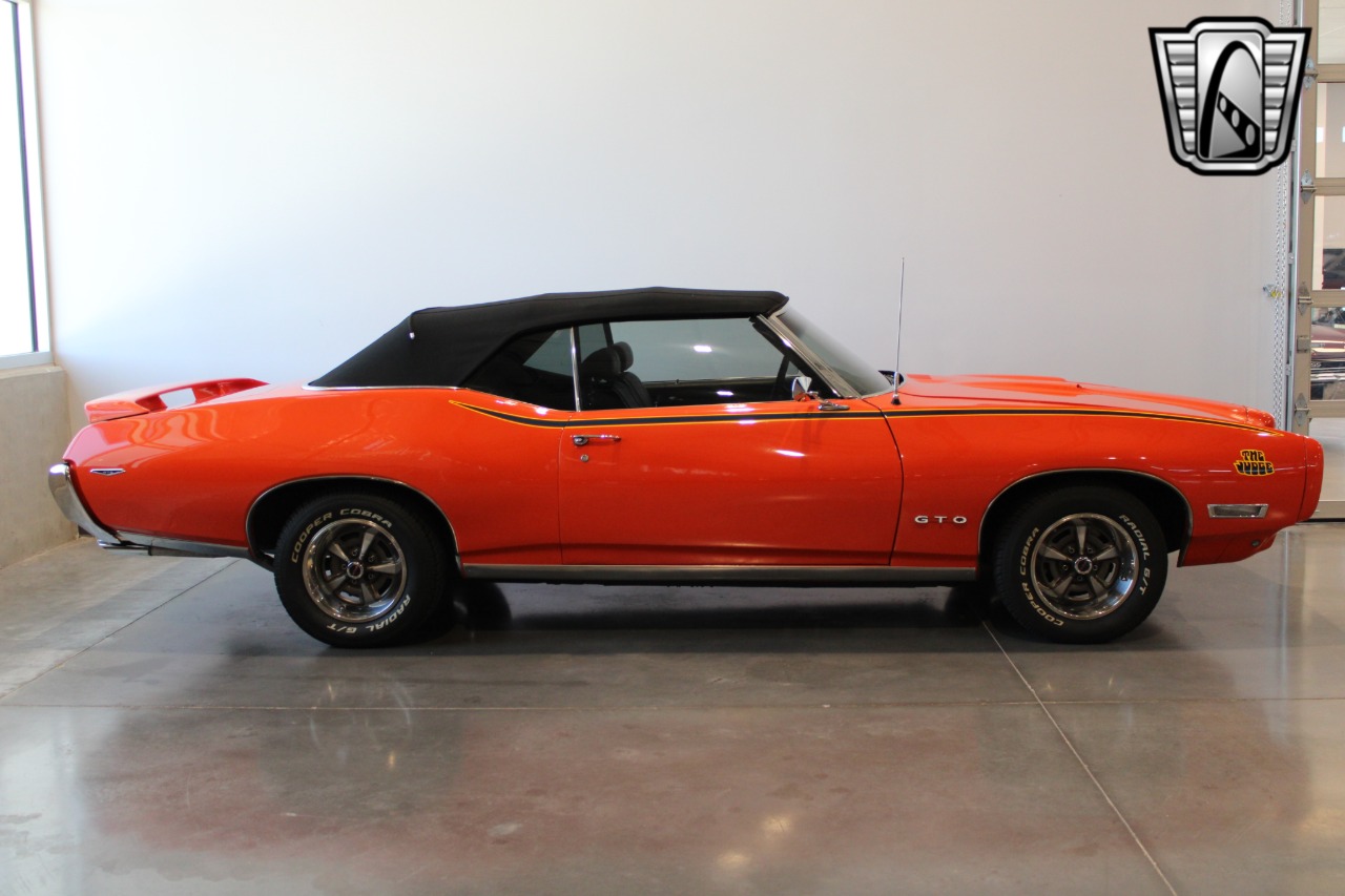 1969 Pontiac GTO 31