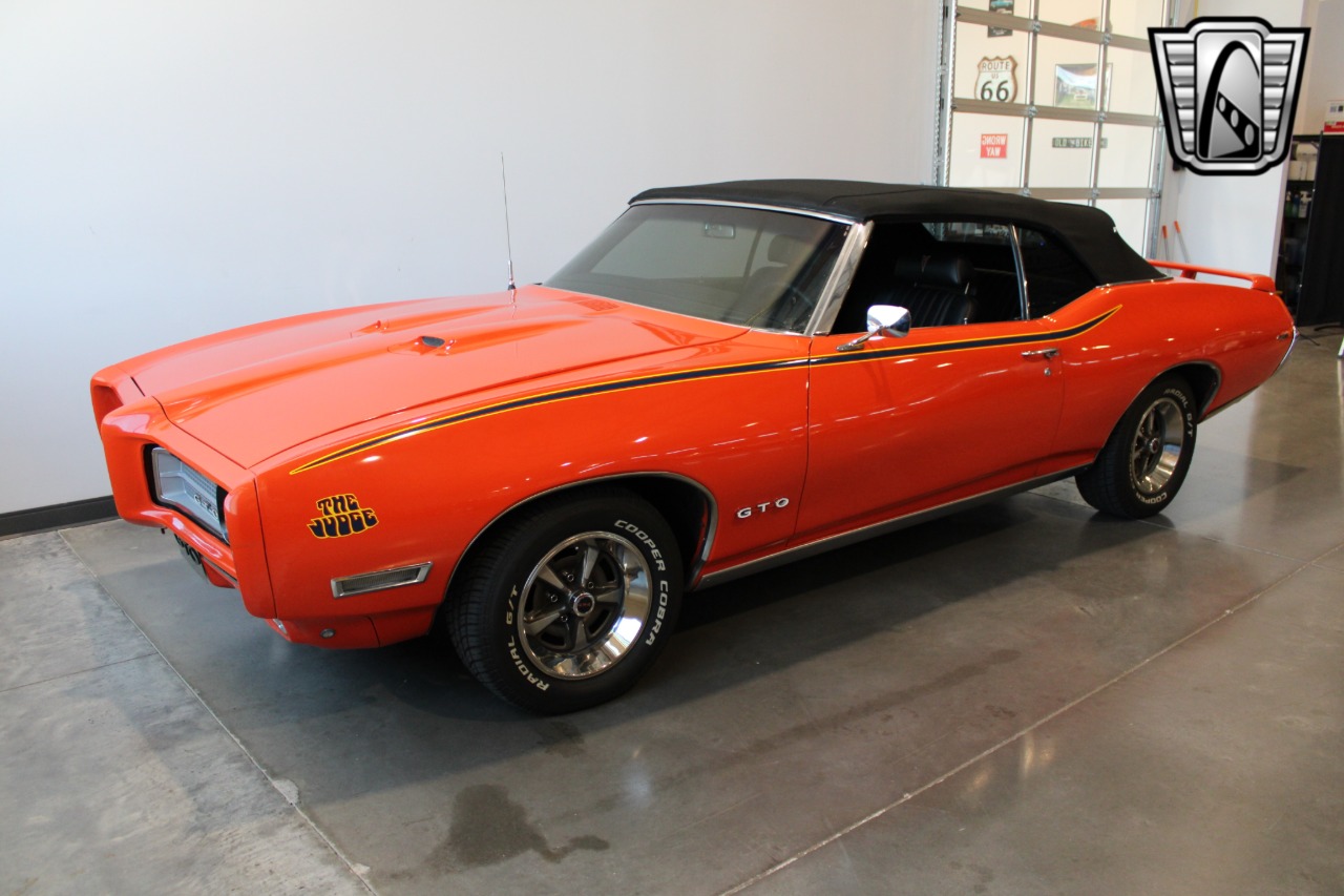 1969 Pontiac GTO 18