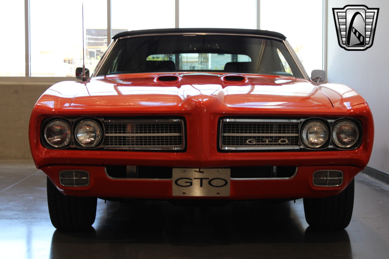 1969 Pontiac GTO 10