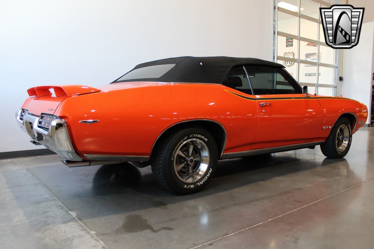 1969 Pontiac GTO 13