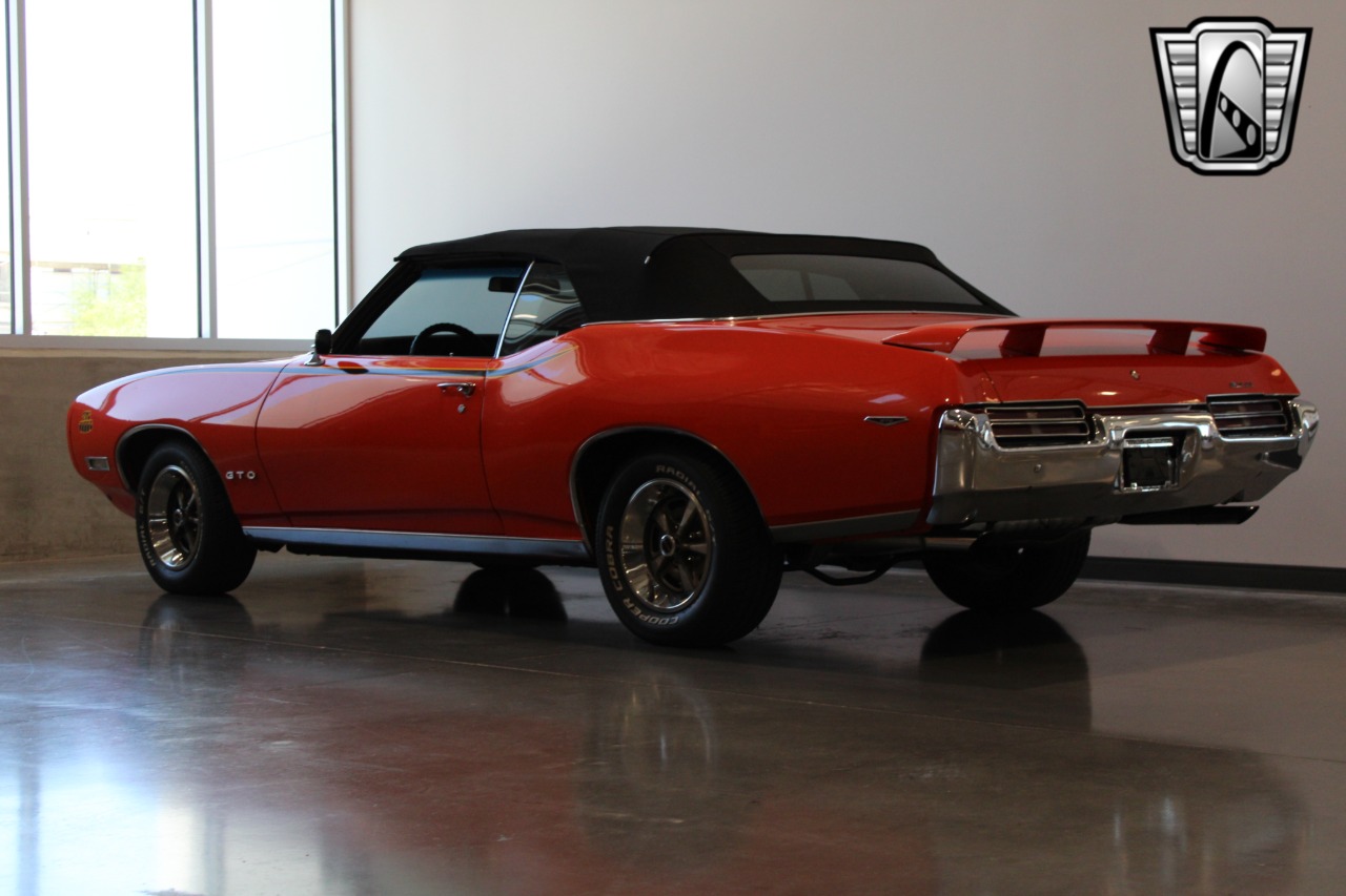 1969 Pontiac GTO 52