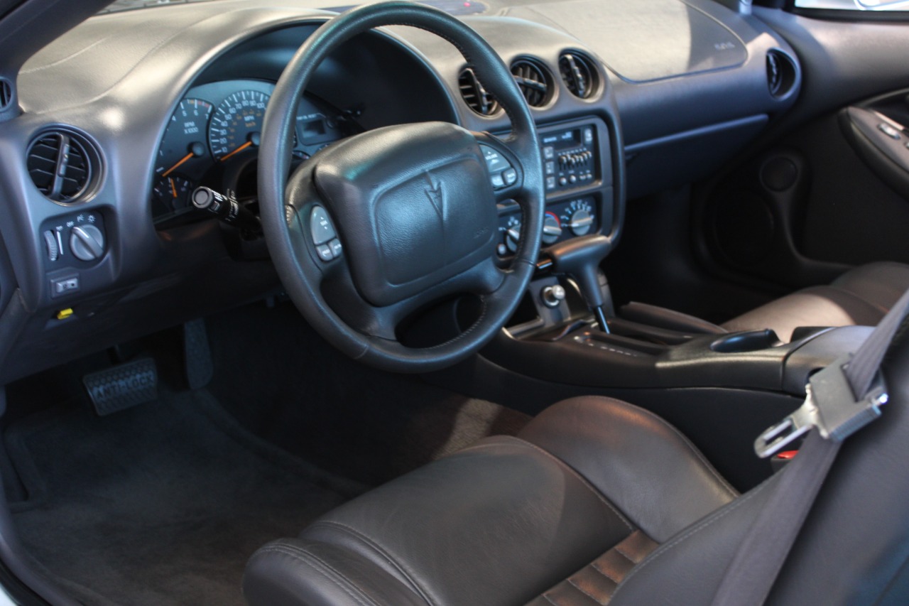 1999 Pontiac Trans Am 24
