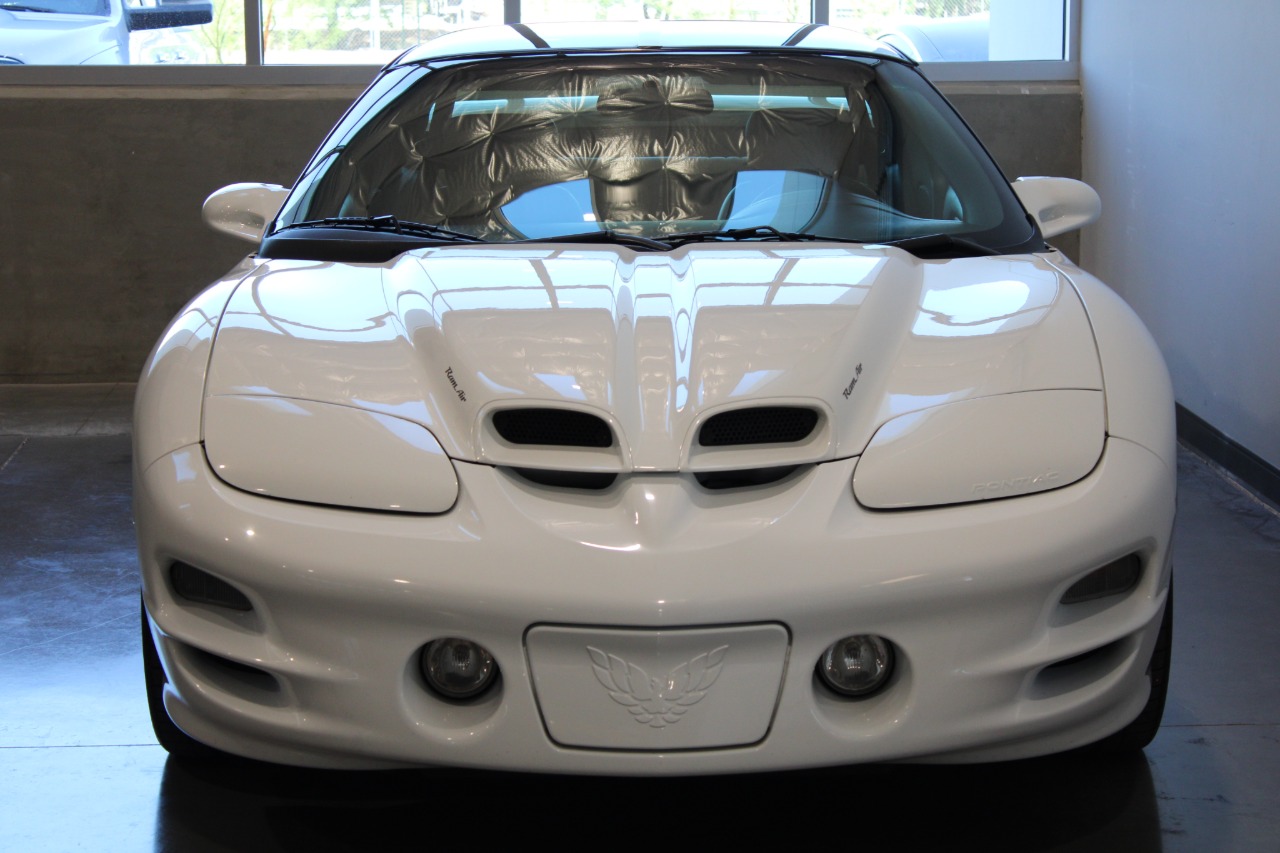 1999 Pontiac Trans Am 32