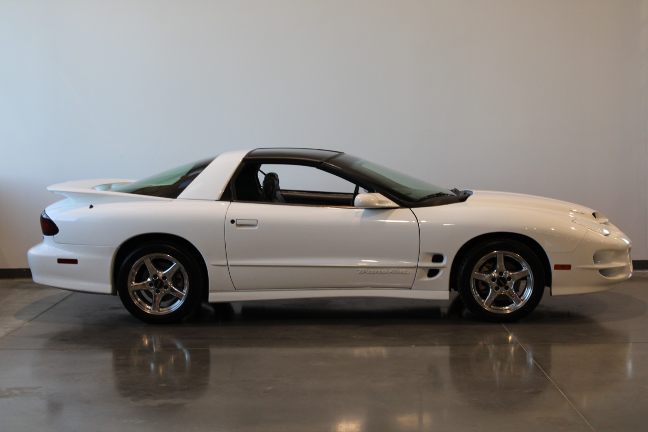 1999 Pontiac Trans Am 12