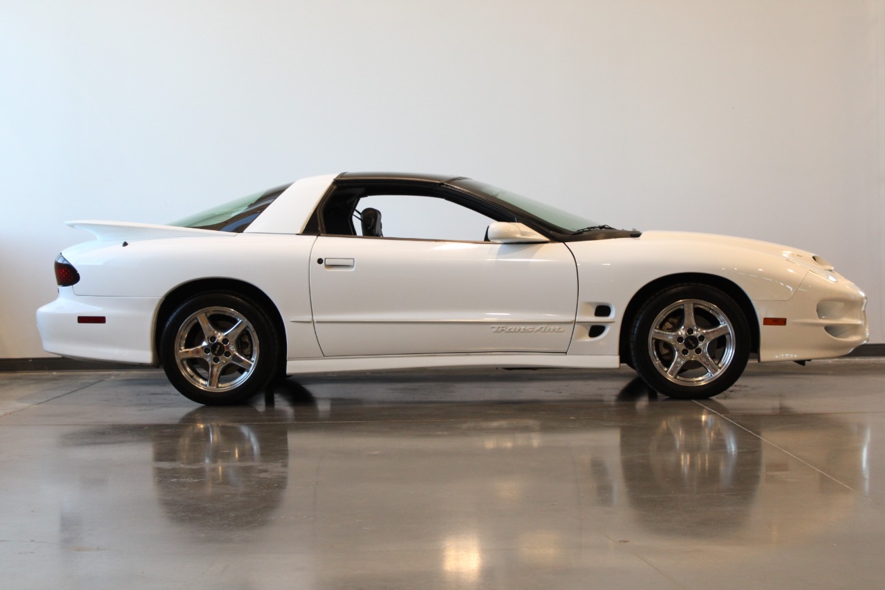 1999 Pontiac Trans Am 16