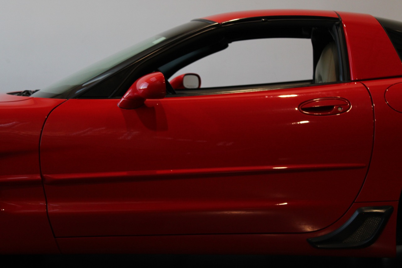 2000 Chevrolet Corvette 73