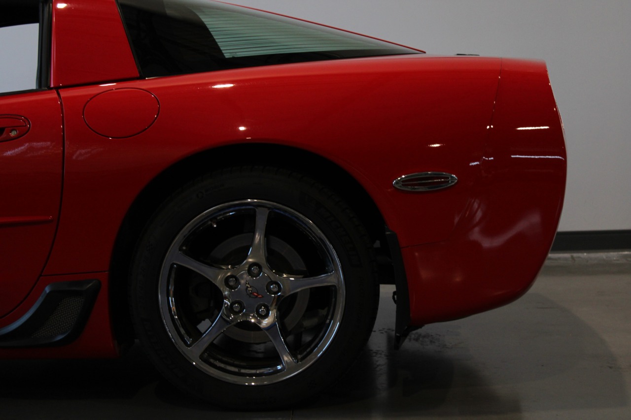 2000 Chevrolet Corvette 74
