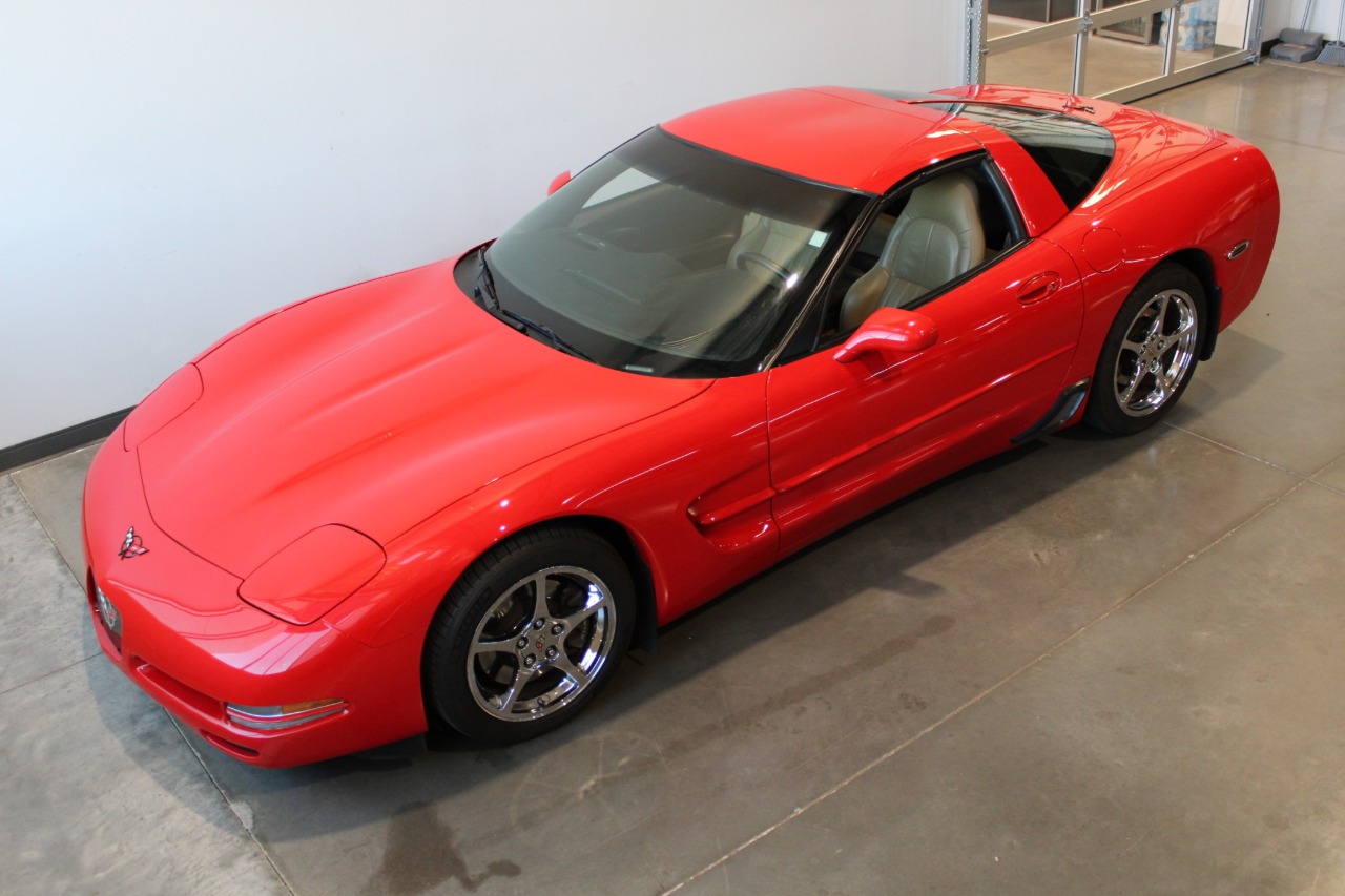 2000 Chevrolet Corvette 19