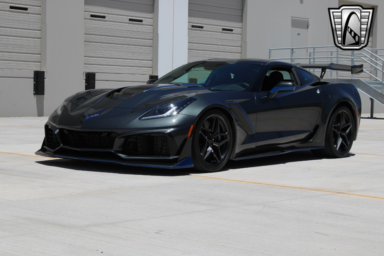 2019 Chevrolet Corvette 2