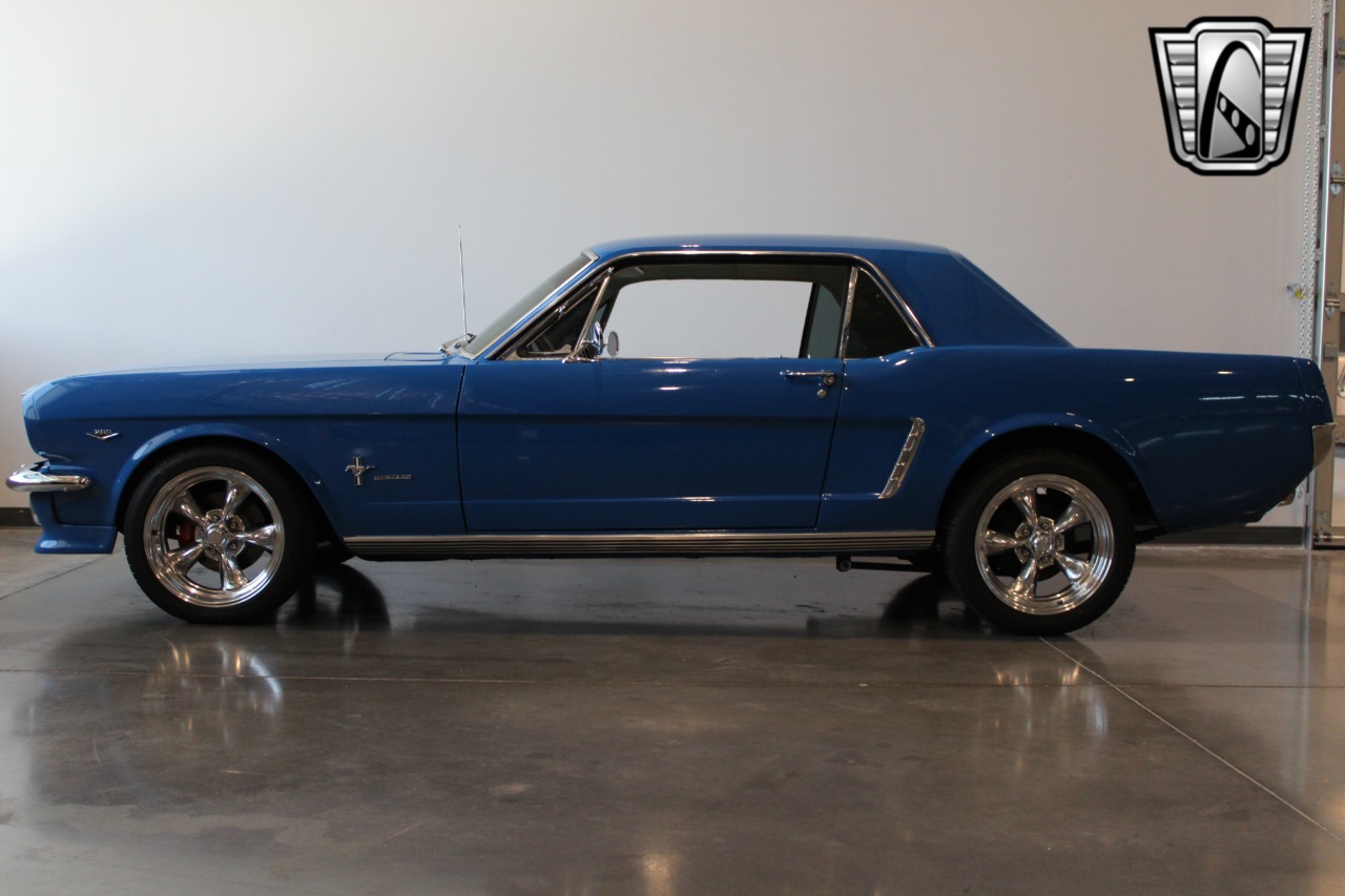 1965 Ford Mustang 36