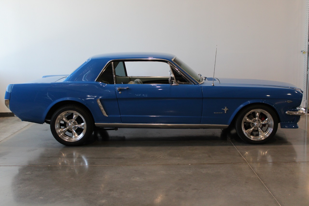 1965 Ford Mustang 12