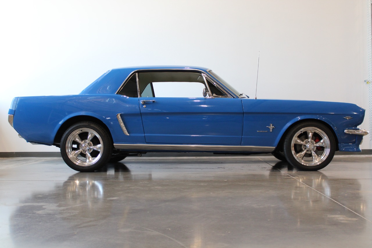 1965 Ford Mustang 30