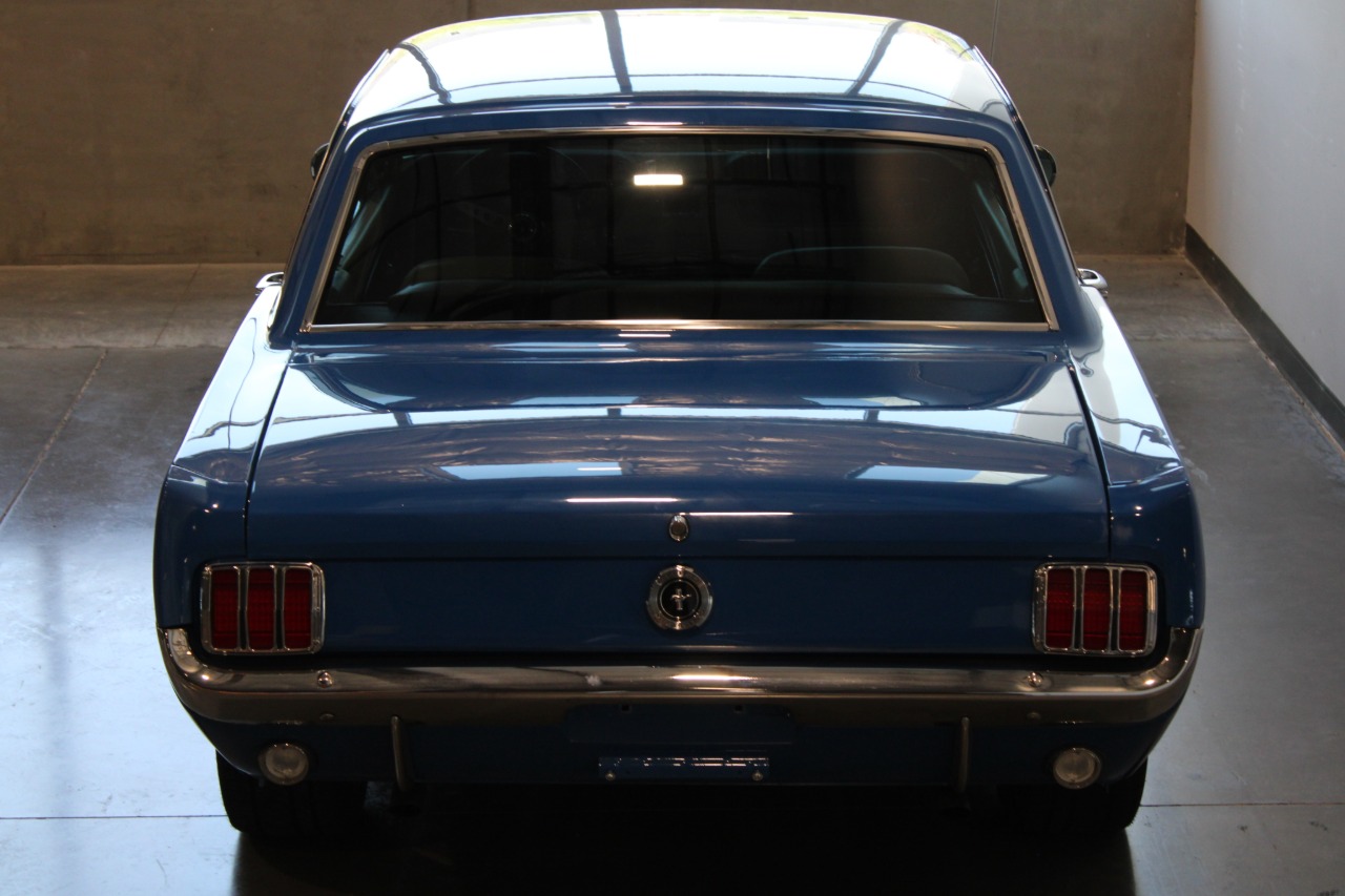 1965 Ford Mustang 35