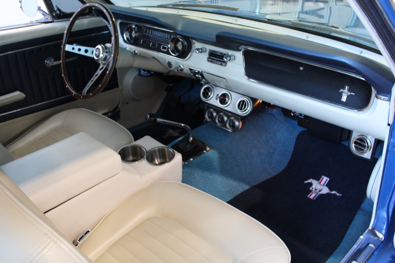 1965 Ford Mustang 21
