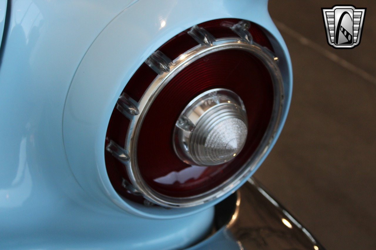 1957 Ford Thunderbird 63